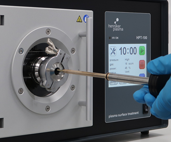 The Henniker Cirrus Atmospheric Plasma System integrated into a robot automated system